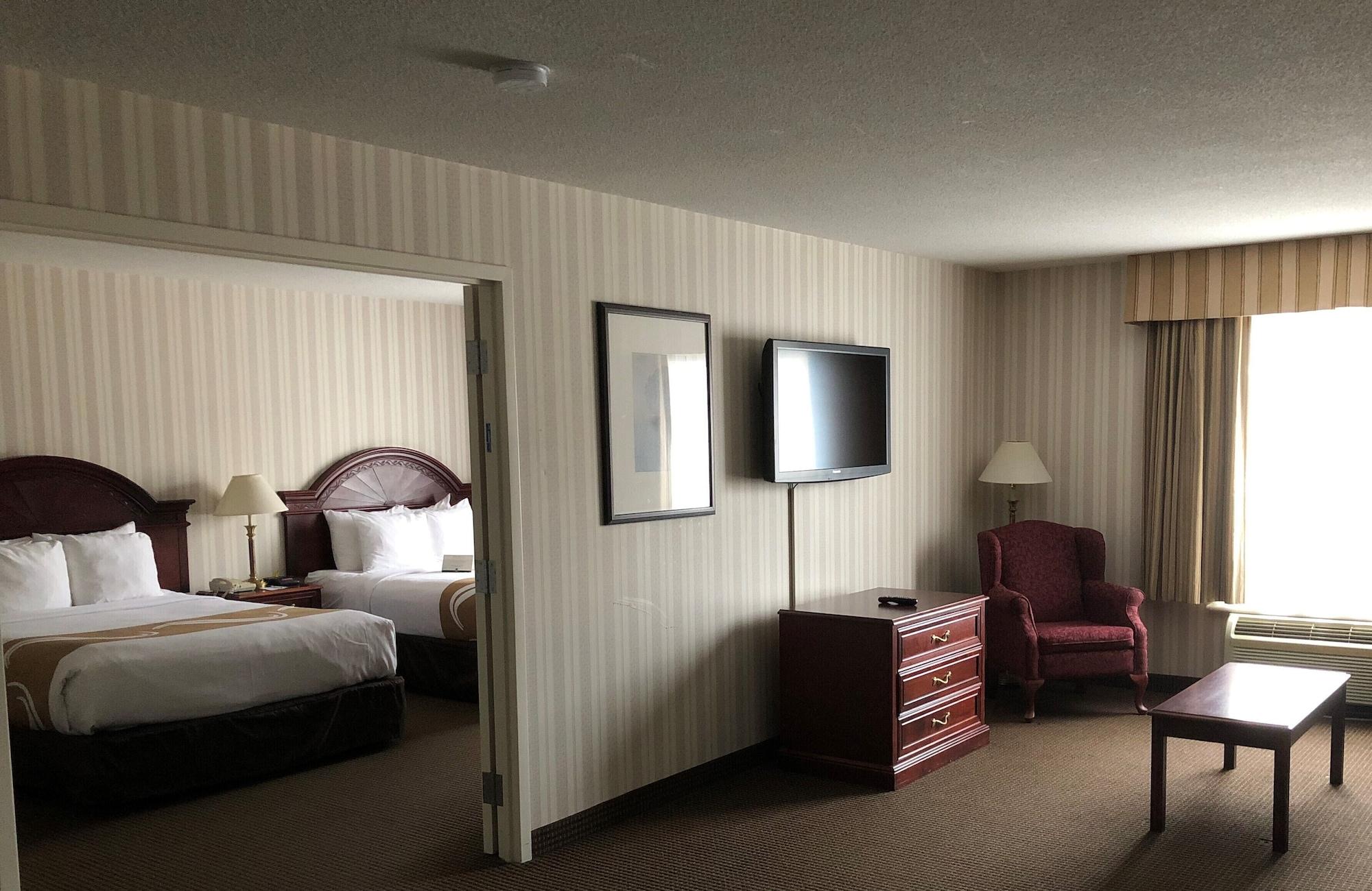 Quality Hotel & Suites Woodstock Eksteriør bilde