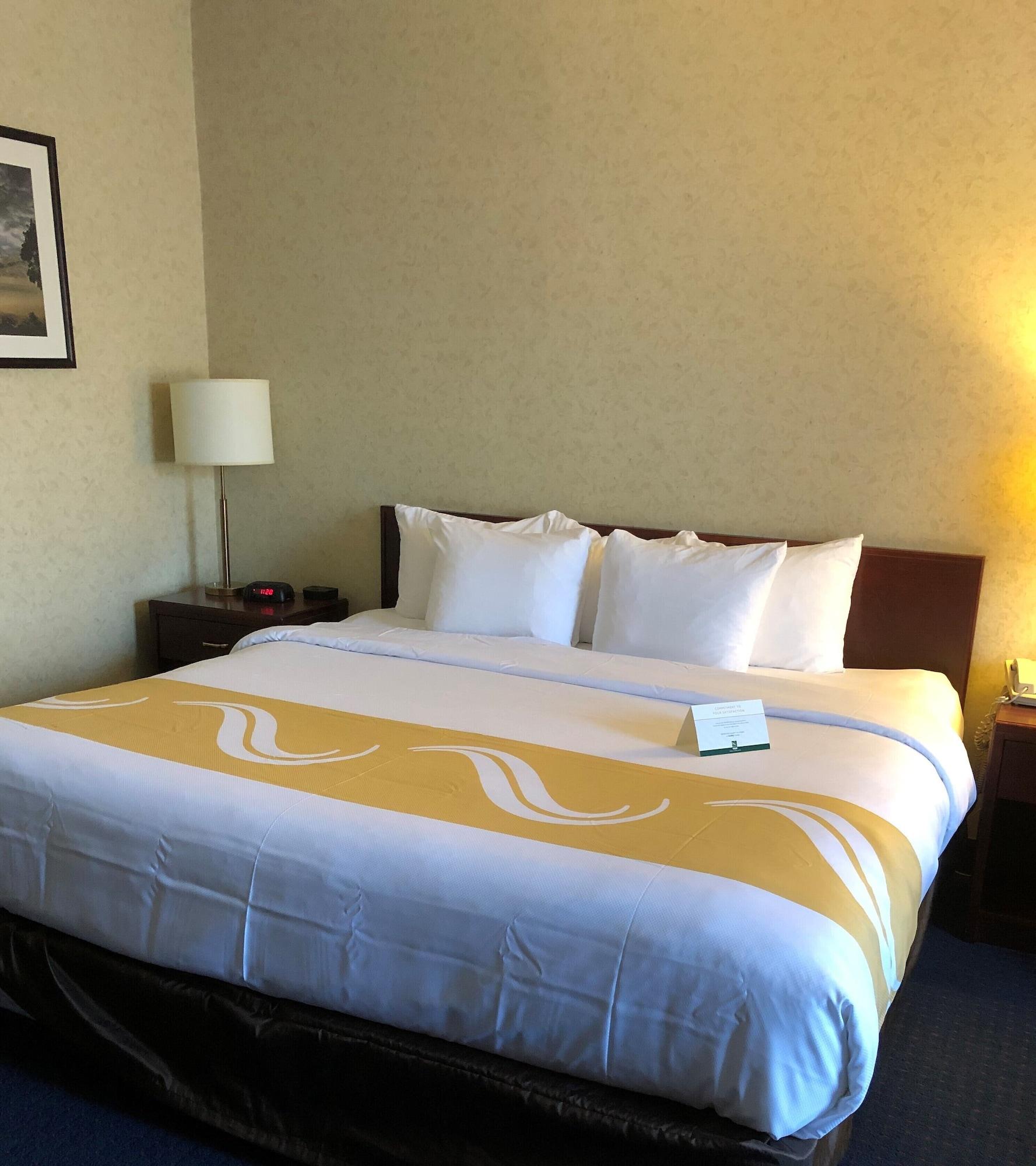 Quality Hotel & Suites Woodstock Eksteriør bilde