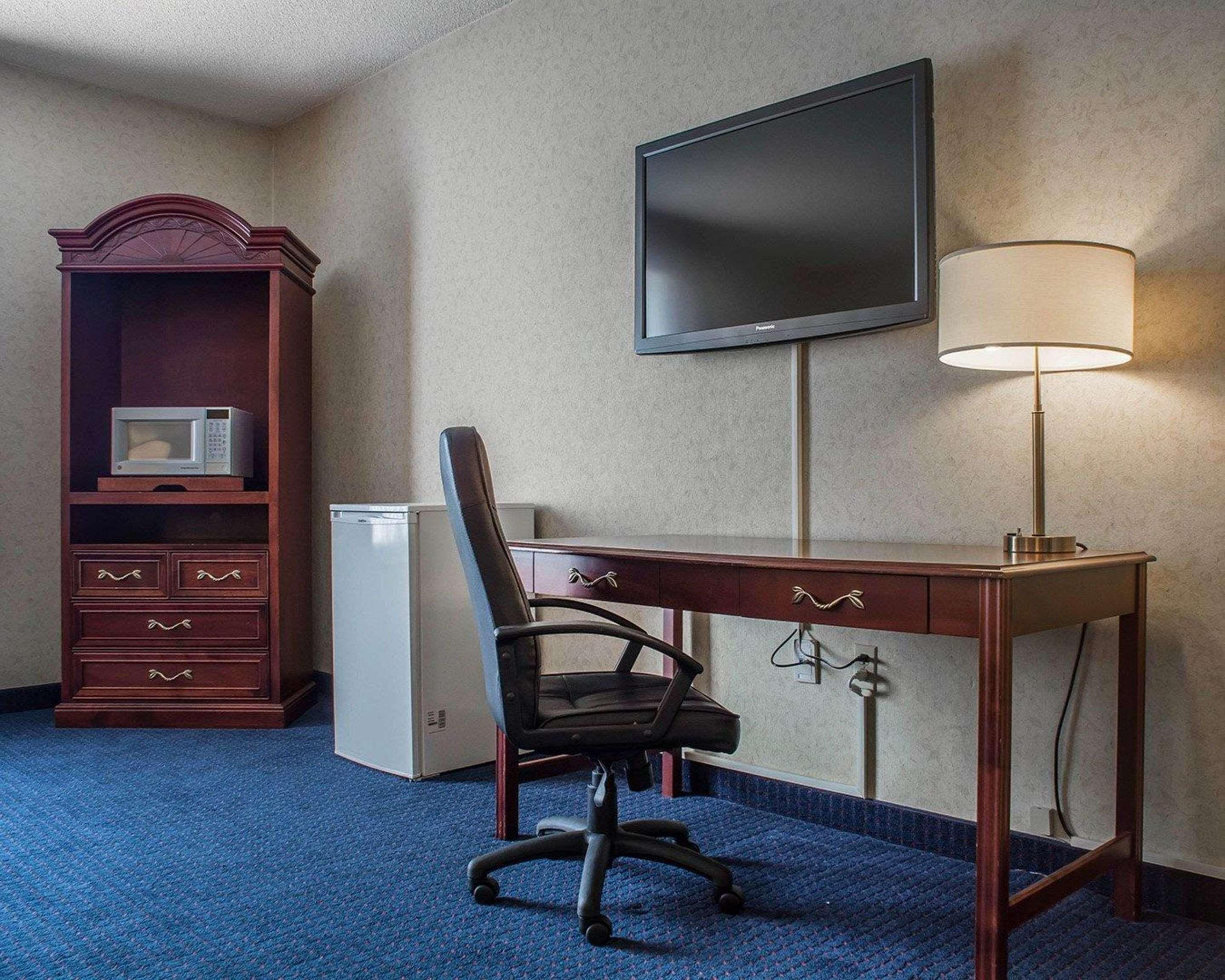 Quality Hotel & Suites Woodstock Eksteriør bilde