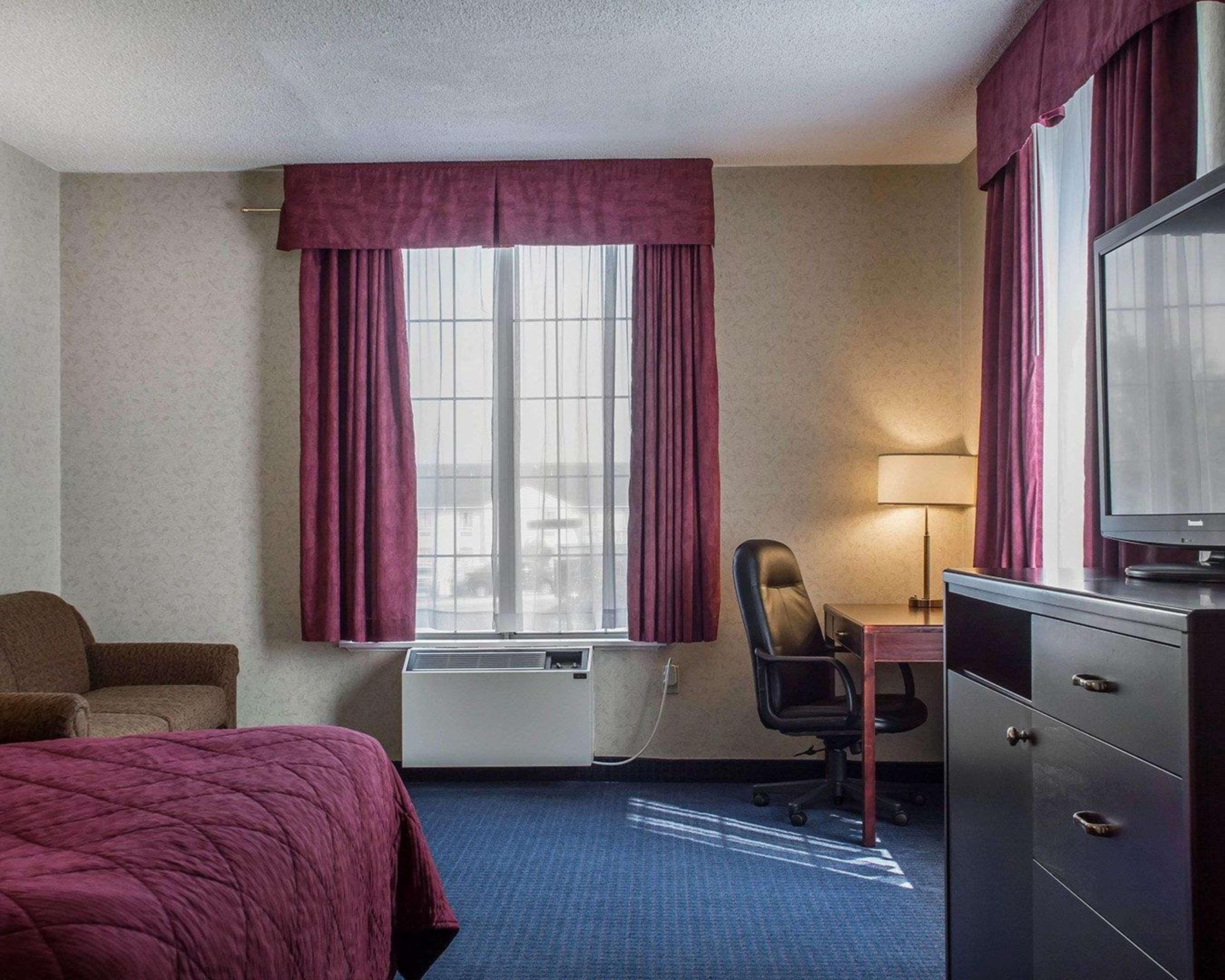 Quality Hotel & Suites Woodstock Eksteriør bilde